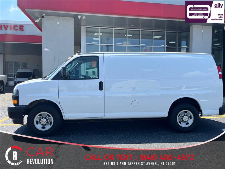 Used 2020 Chevrolet Express 2500 RWD image 4