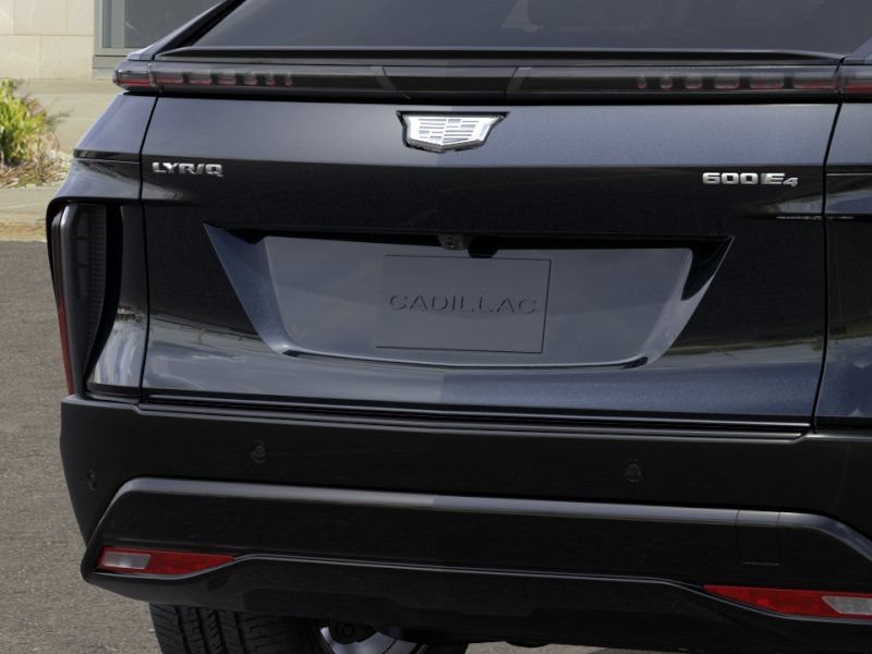 New 2025 Cadillac Lyriq Sport w/ LPO, Floor Liner Package AWD/4WD image 14
