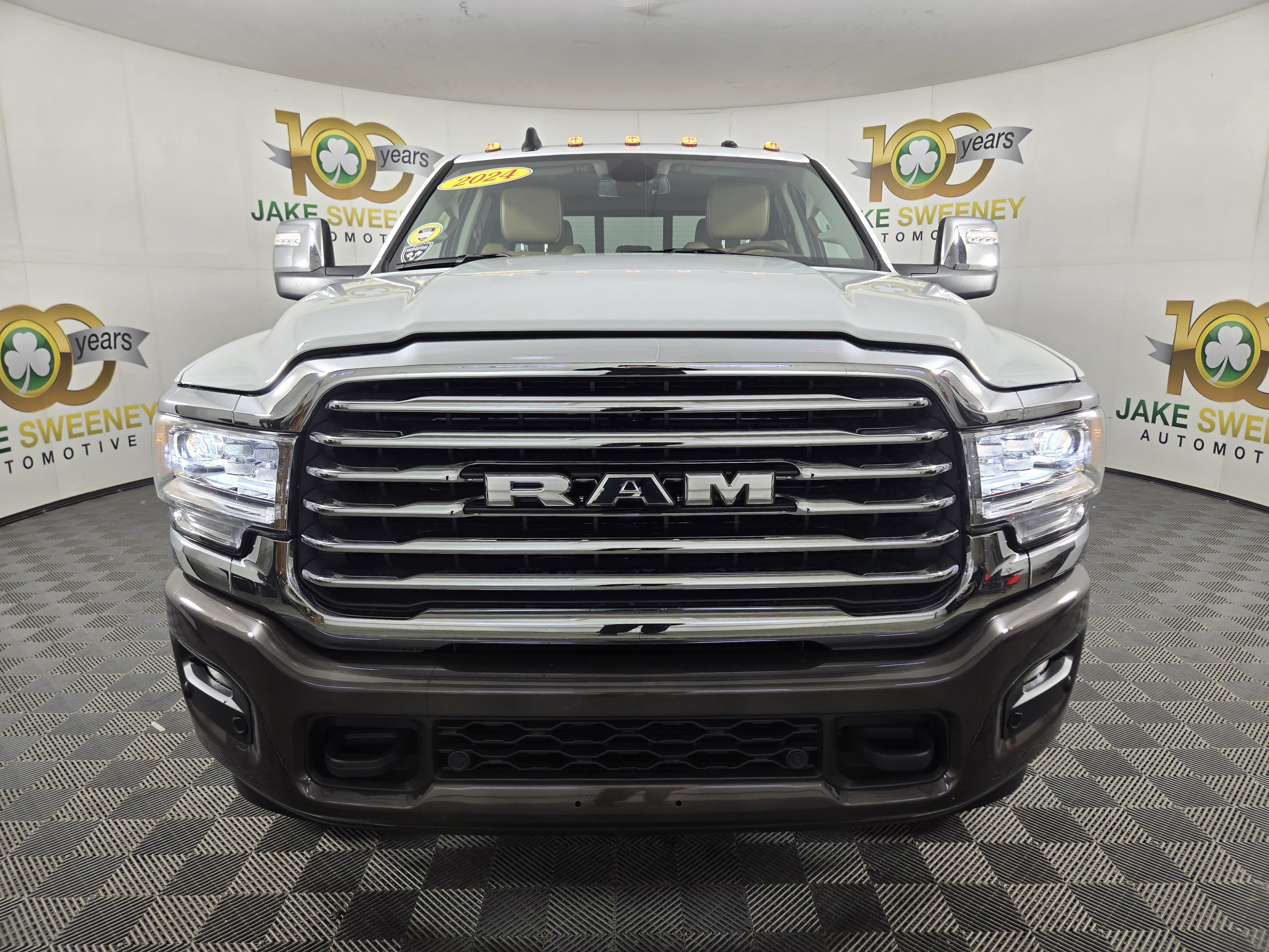 Used 2024 RAM 3500 Limited image 3