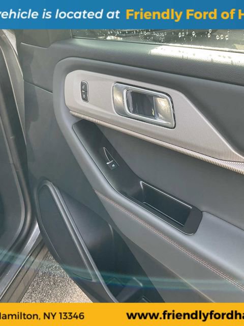 Used 2026 Ford Explorer Active AWD/4WD image 48