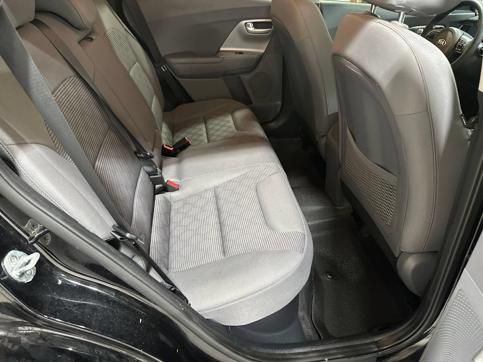 Used 2019 Kia Niro LX FWD image 16