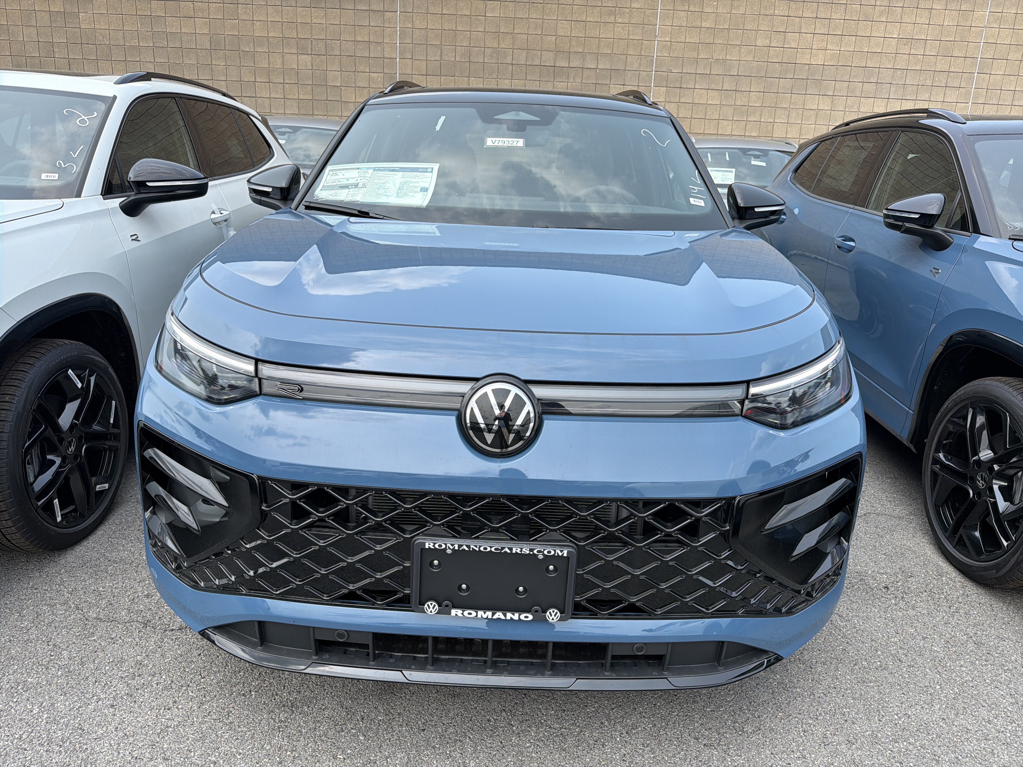 New 2026 Volkswagen Tiguan SE R-Line AWD/4WD image 3