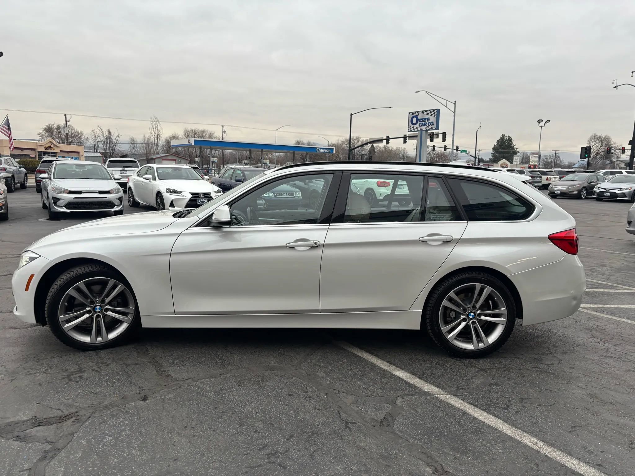 Used 2016 BMW 328d xDrive Wagon image 7