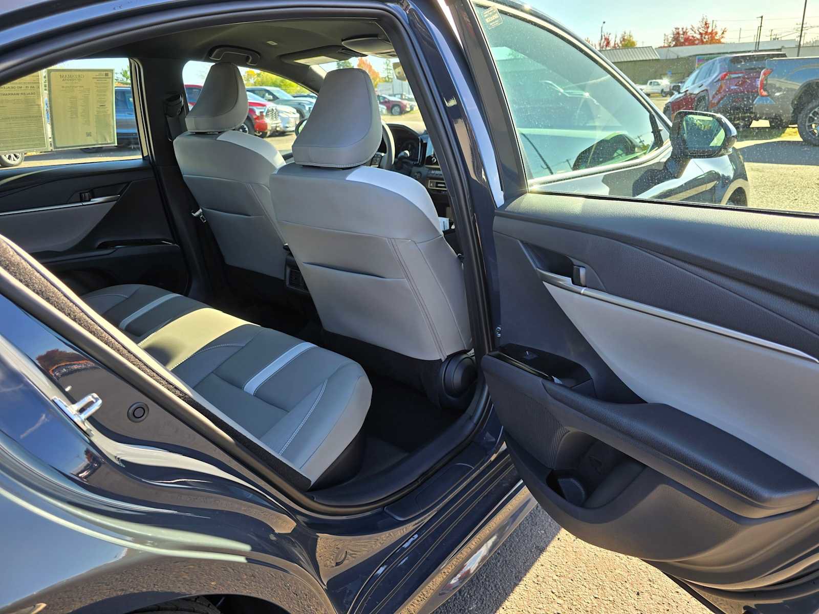 Certified 2025 Toyota Camry SE image 15