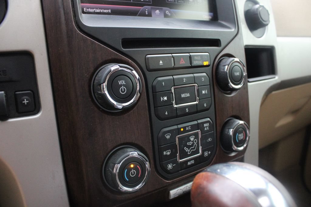 Used 2013 Ford F150 King Ranch w/ King Ranch Luxury Pkg AWD/4WD image 14