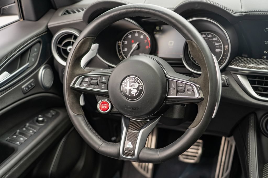 Used 2022 Alfa Romeo Stelvio Quadrifoglio w/ Active Assist Plus Package AWD/4WD image 24