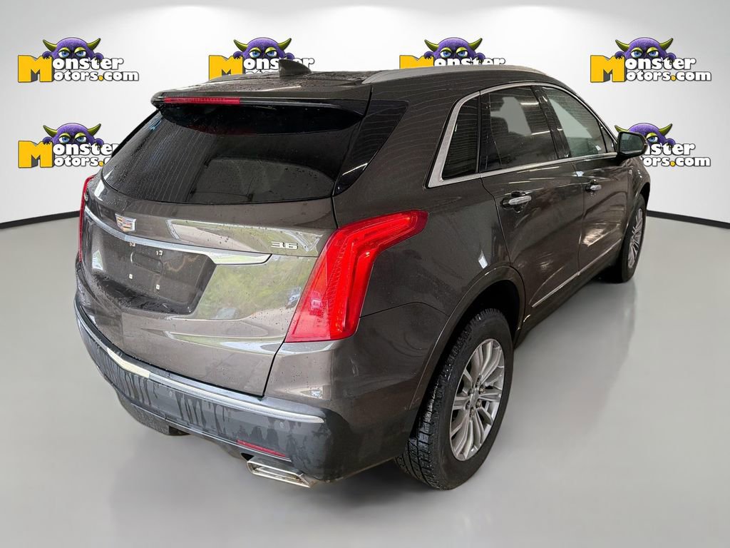 Used 2019 Cadillac XT5 Luxury w/ Trailering Package AWD/4WD image 4