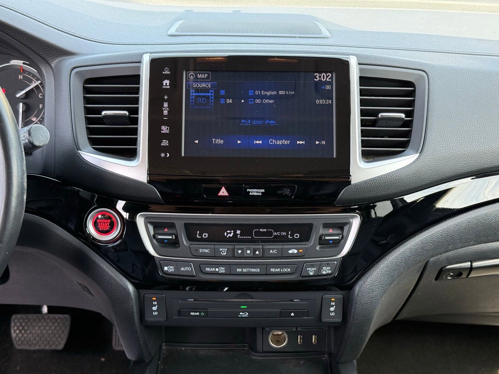 Used 2017 Honda Pilot Touring image 18