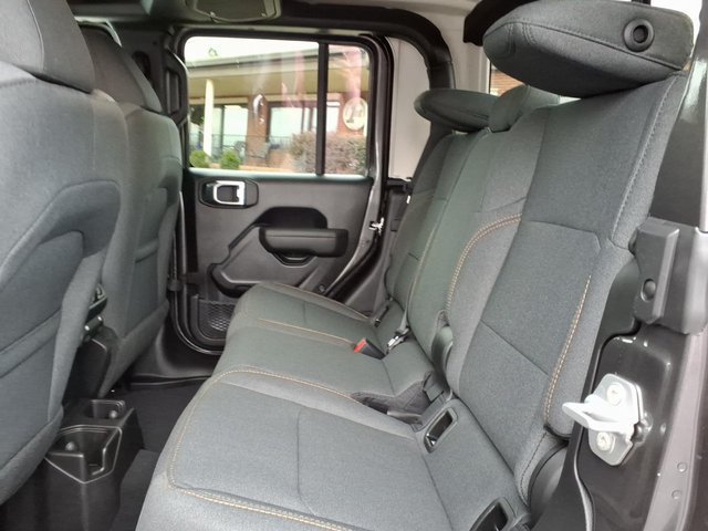 New 2026 Jeep Gladiator Sport AWD/4WD image 9