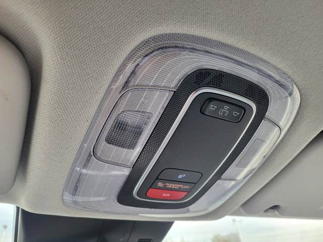 Used 2025 Hyundai Kona SEL image 25