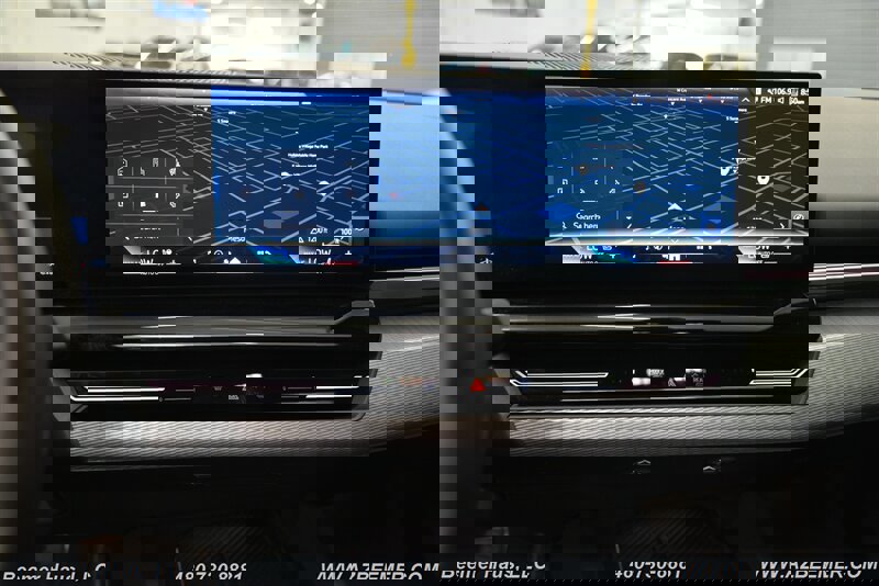 Used 2024 BMW 530i w/ M Sport Package image 31