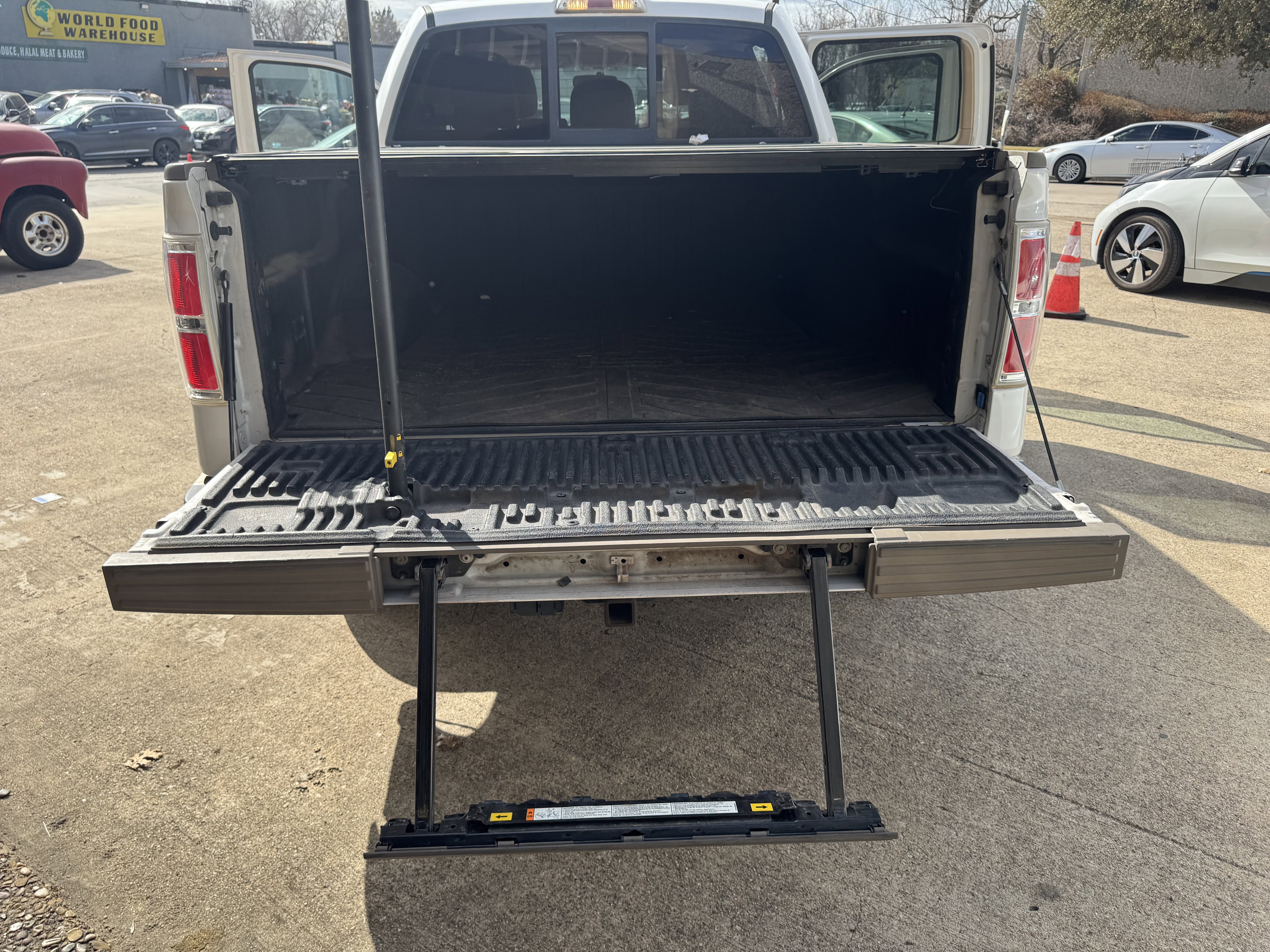 Used 2011 Ford F150 King Ranch image 27