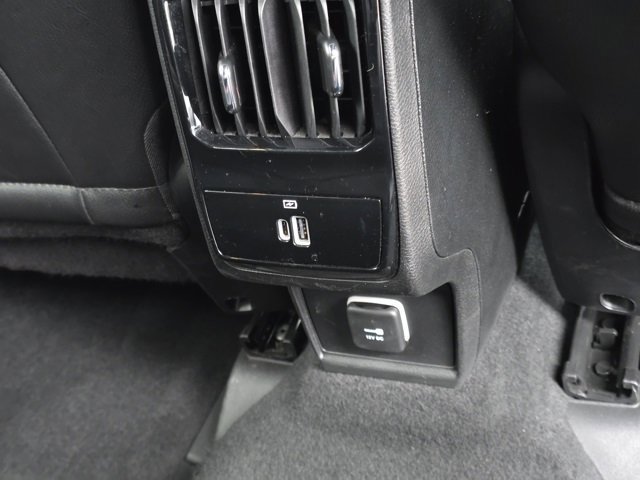 Used 2024 Jeep Compass Latitude w/ Convenience Group image 32