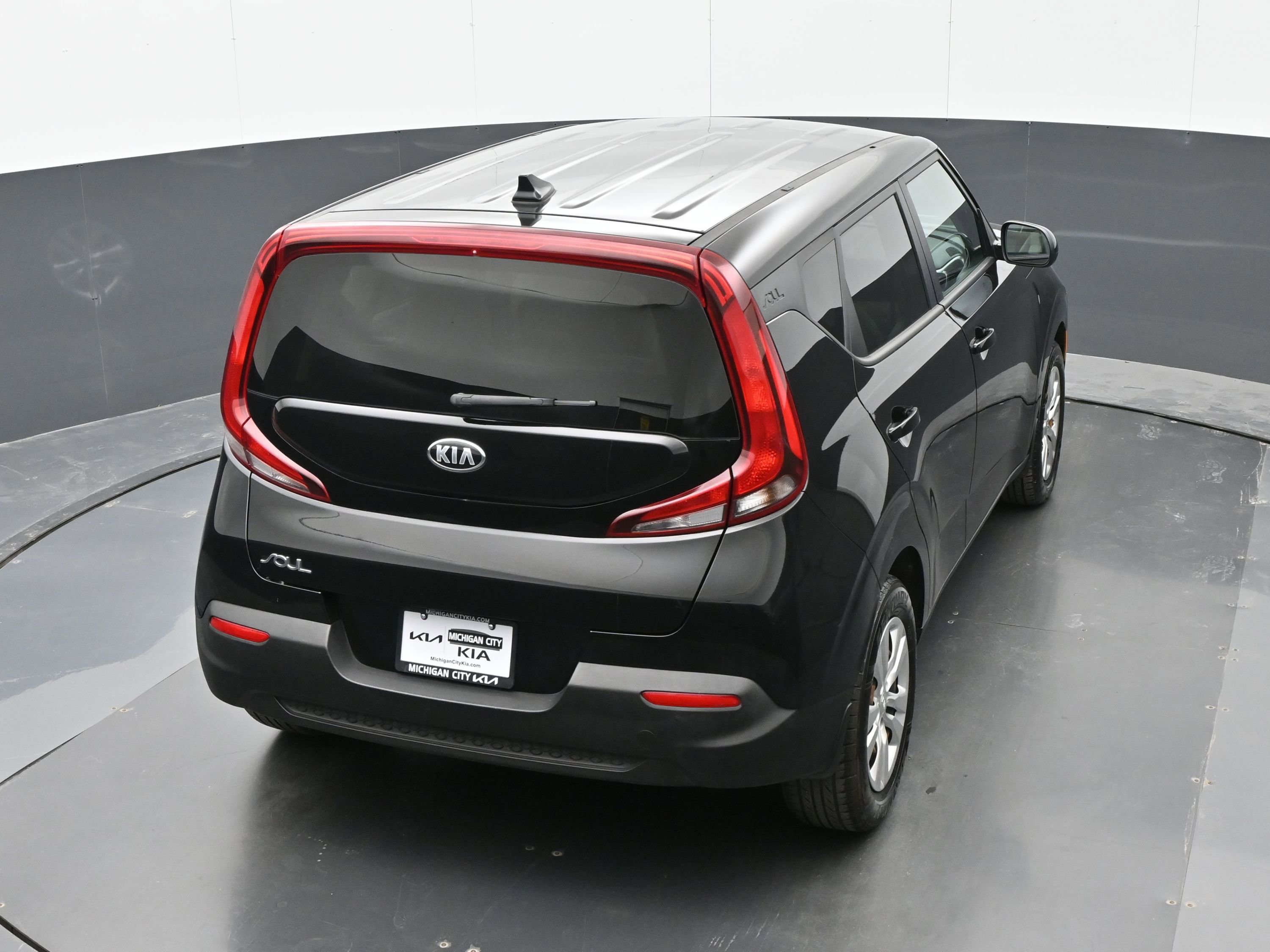 Used 2020 Kia Soul LX FWD image 35
