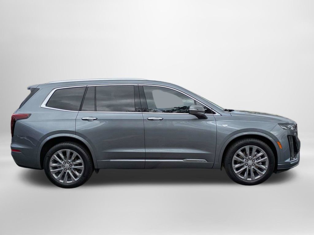Used 2021 Cadillac XT6 Premium Luxury image 3