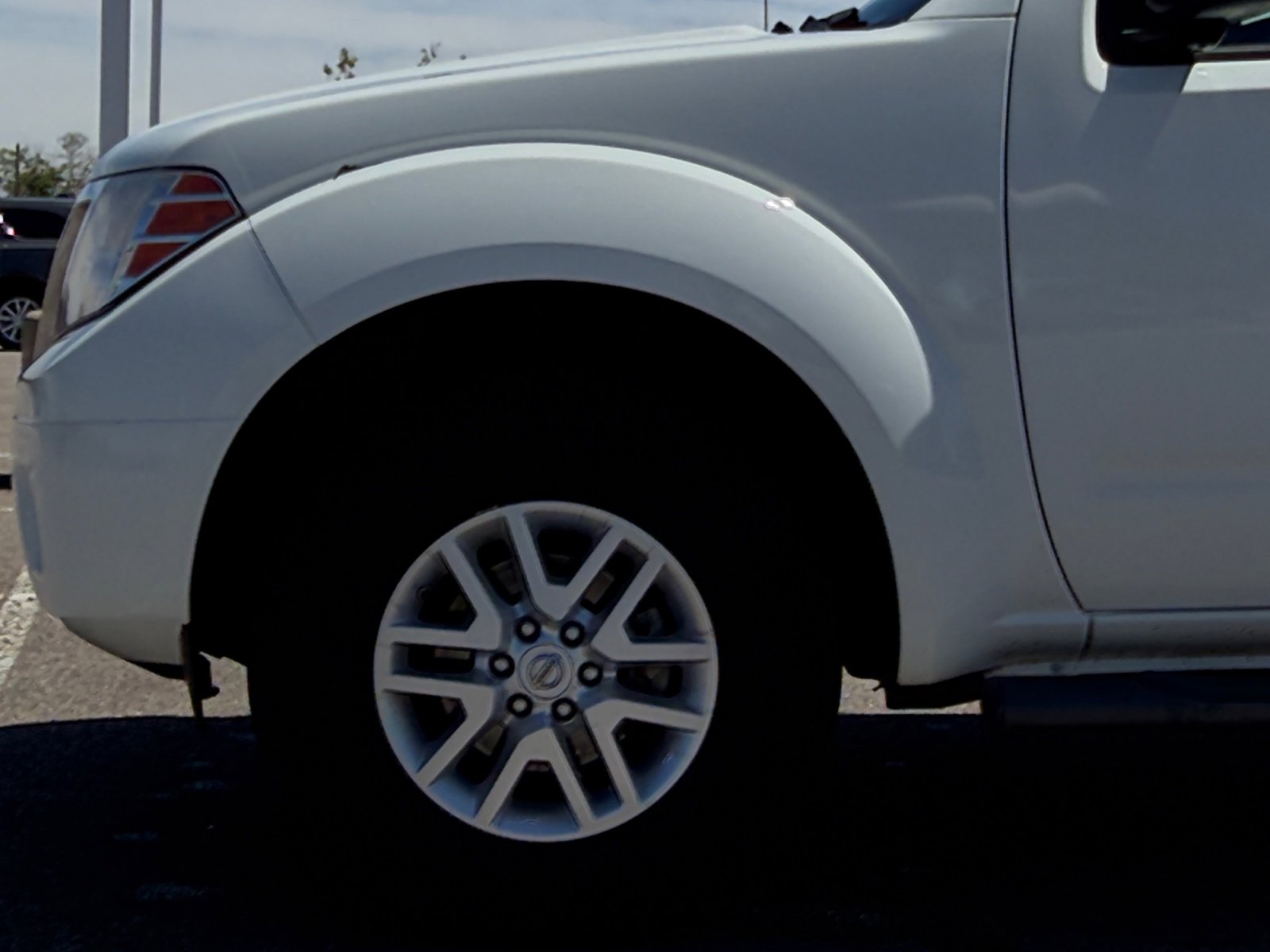 Used 2017 Nissan Frontier SV w/ SV Value Truck Package AWD/4WD image 10