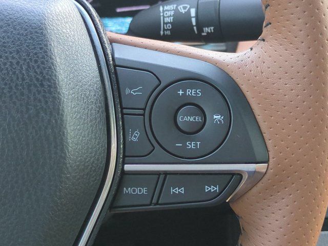 Used 2019 Toyota Avalon Limited FWD image 26