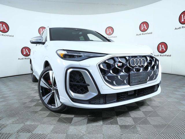 New 2025 Audi SQ5 Premium Plus image 2