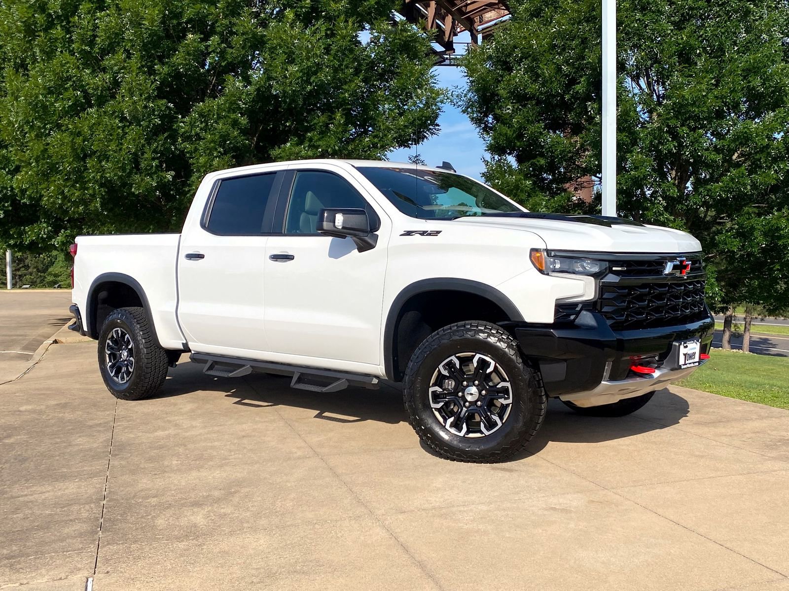 Used 2024 Chevrolet Silverado 1500 ZR2 w/ Technology Package