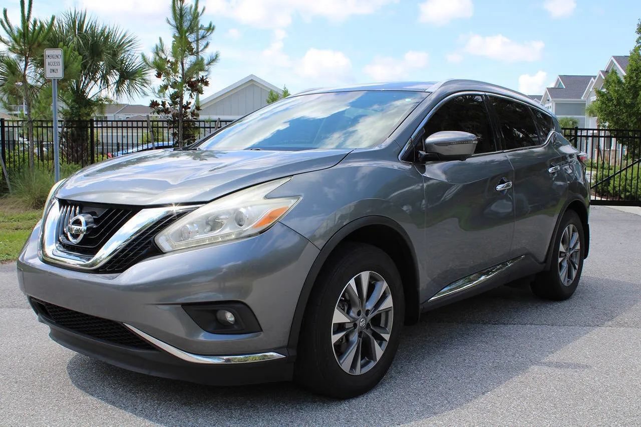 Used 2017 Nissan Murano SL w/ SL Technology Package FWD image 3
