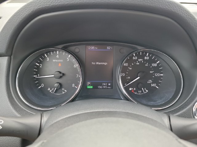 Used 2019 Nissan Rogue SL FWD image 18