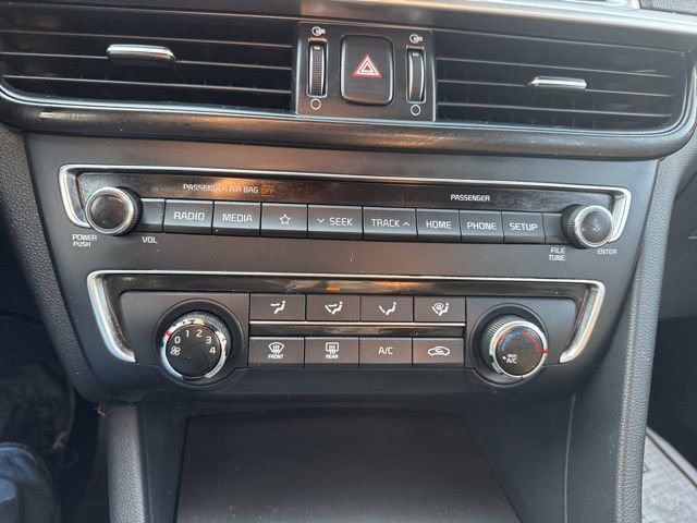 Used 2019 Kia Optima LX image 18