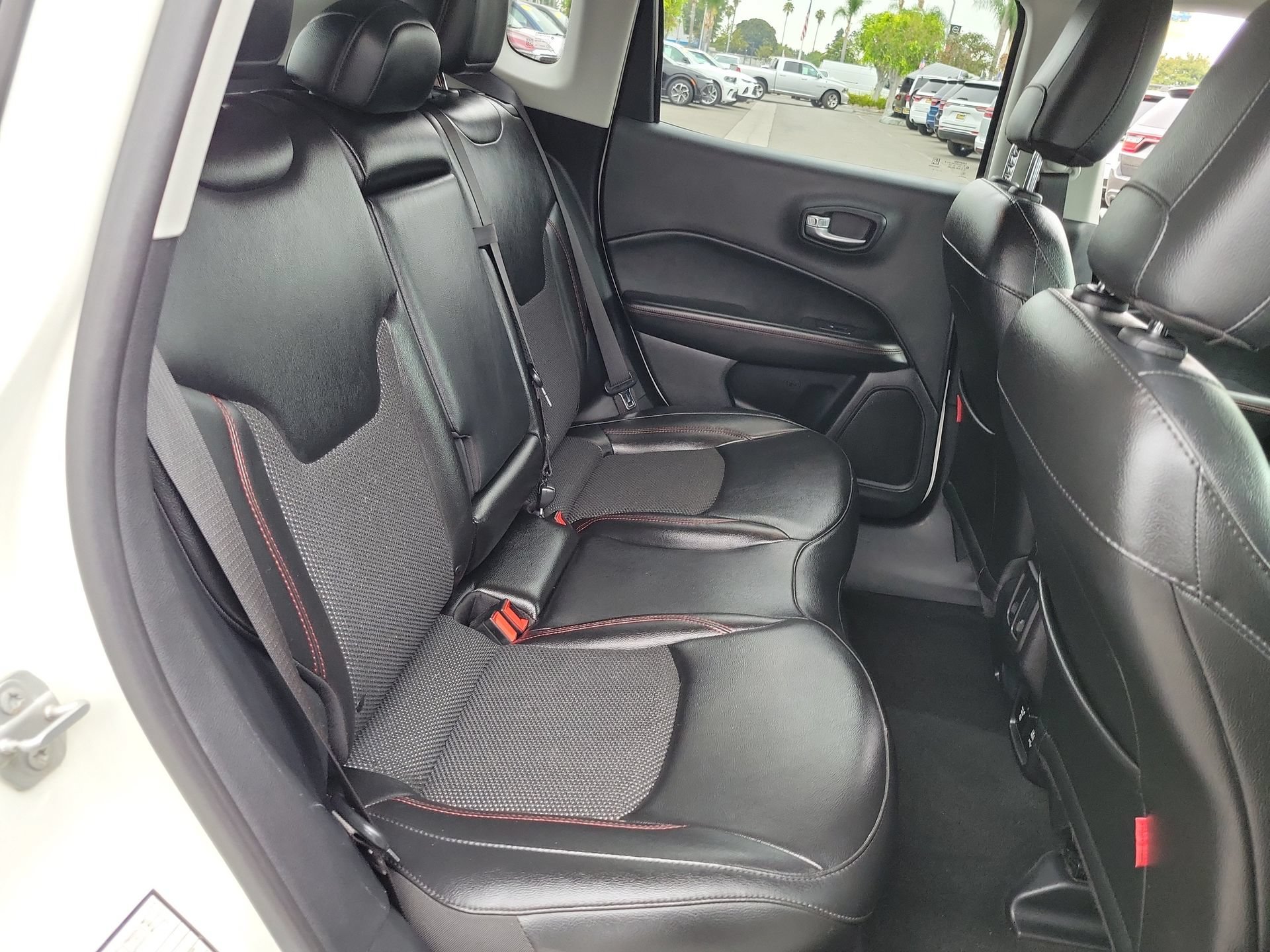 Certified 2020 Jeep Compass Trailhawk AWD/4WD image 8