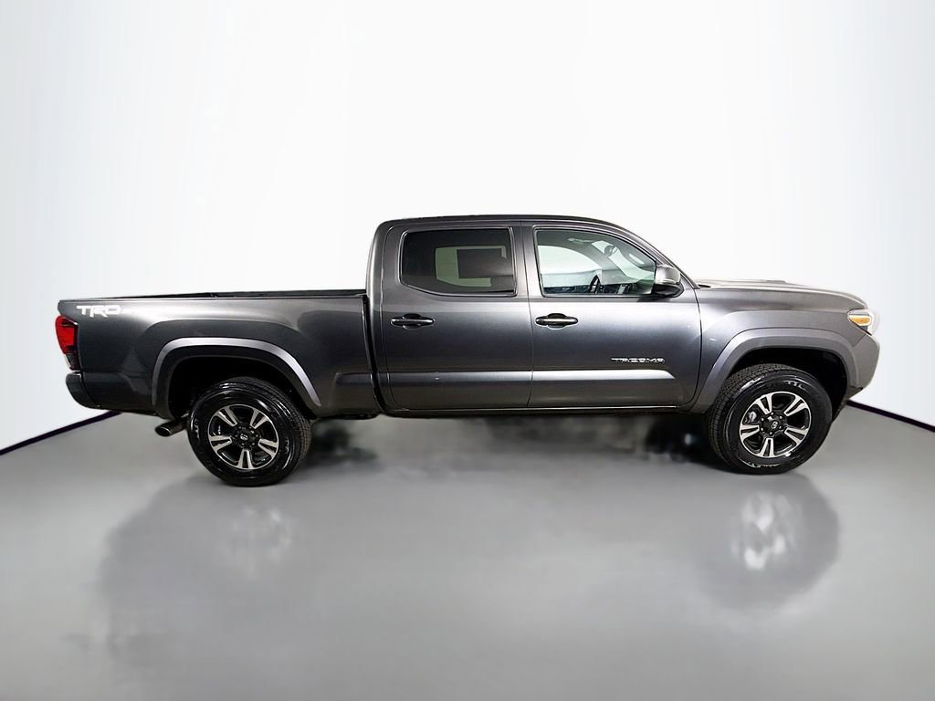 Used 2018 Toyota Tacoma TRD Sport w/ TRD Premium Sport Package image 8