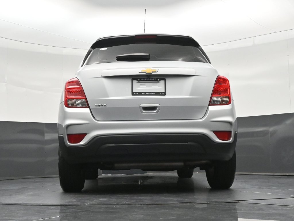 Used 2020 Chevrolet Trax LS FWD image 26