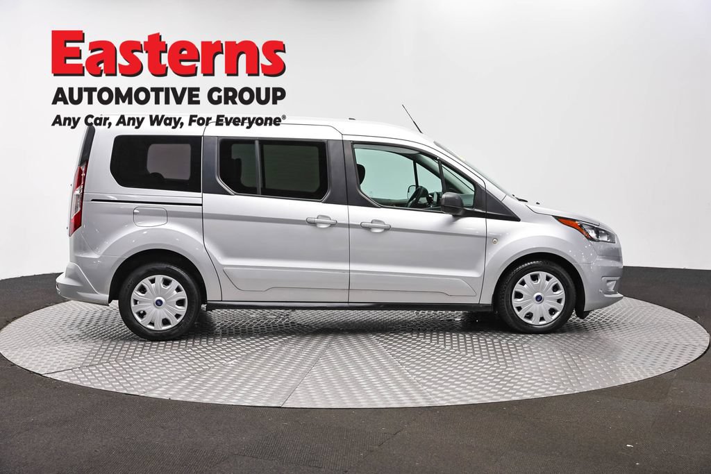 Used 2022 Ford Transit Connect XLT FWD image 4