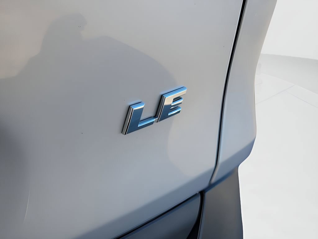 Used 2024 Toyota RAV4 LE FWD image 29