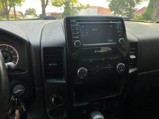Used 2015 Nissan Titan SV w/ SV Value Truck Package AWD/4WD image 34