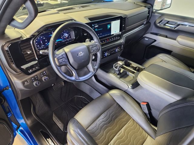 Used 2023 Chevrolet Silverado 1500 ZR2 w/ Technology Package AWD/4WD image 12