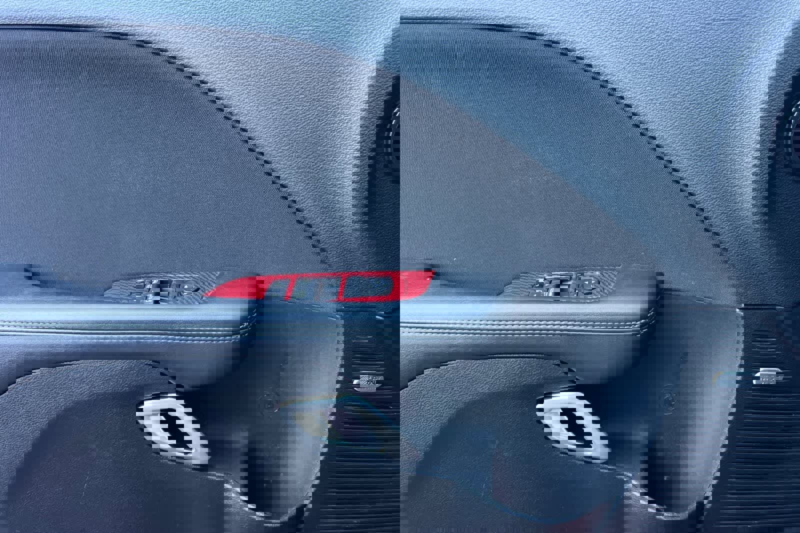 Used 2023 Dodge Challenger SXT w/ Blacktop Package image 13