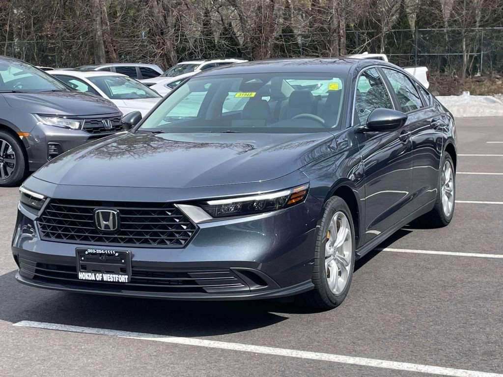 Certified 2023 Honda Accord LX image 3