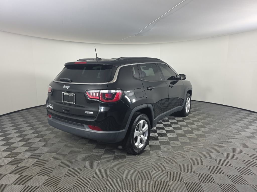 Used 2020 Jeep Compass Latitude AWD/4WD image 5