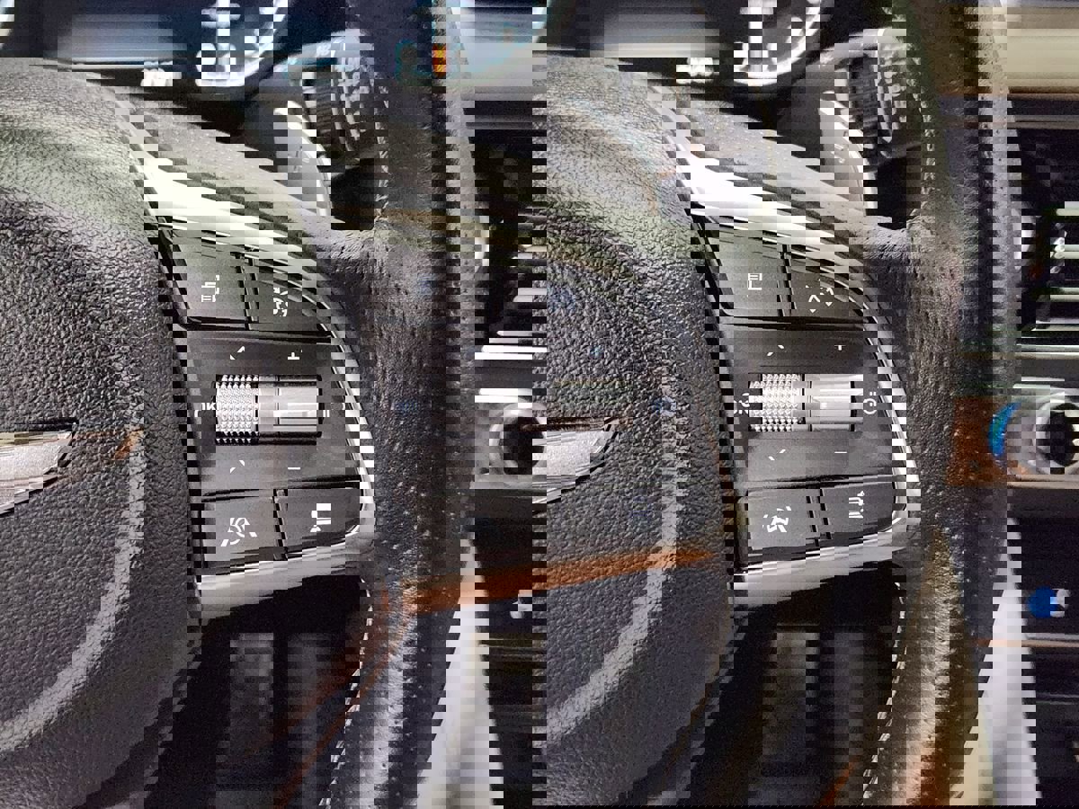 Used 2022 Genesis G70 3.3T RWD image 50