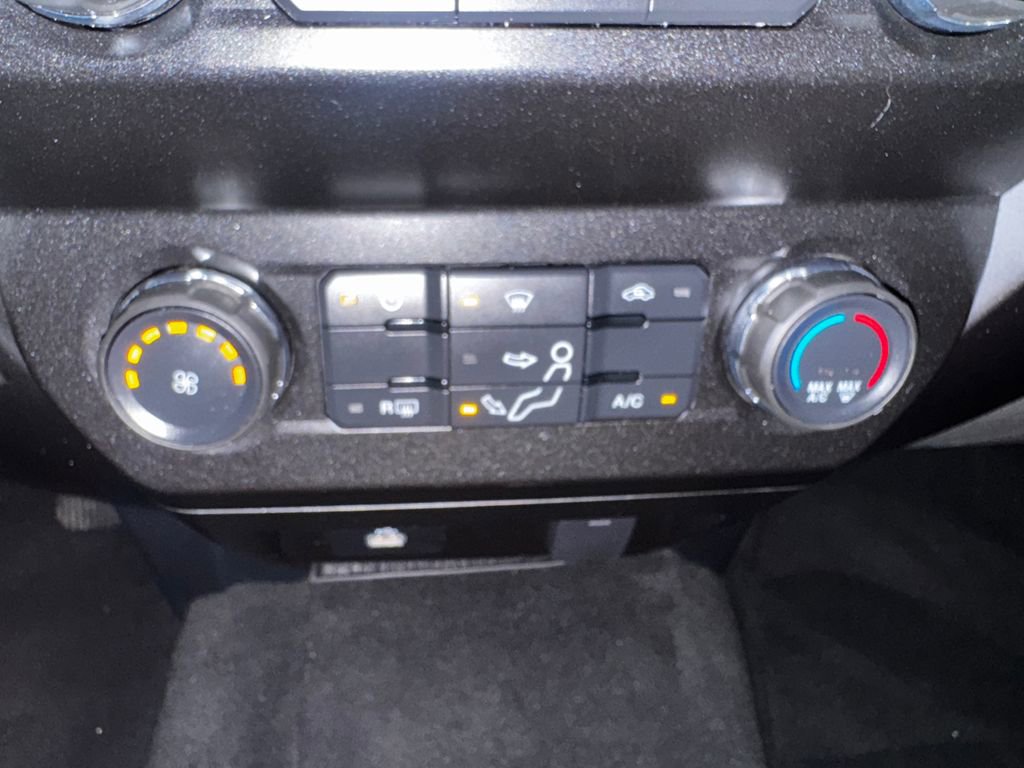 Used 2022 Ford F350 XLT w/ XLT Value Package AWD/4WD image 36