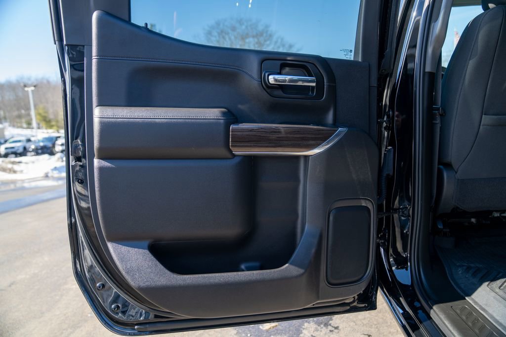 Used 2022 Chevrolet Silverado 1500 LT Trail Boss w/ Bed Protection Package image 17