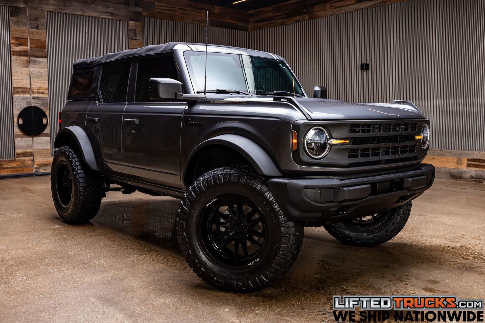 Used 2022 Ford Bronco 4-Door w/ Sasquatch Package AWD/4WD image 1