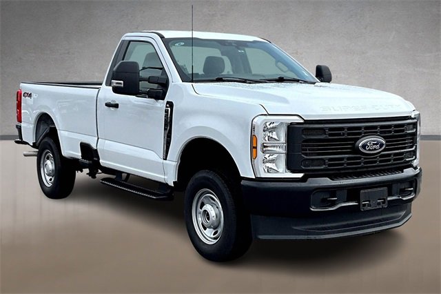 Used 2024 Ford F250 XL w/ Snow Plow/Camper Package image 7