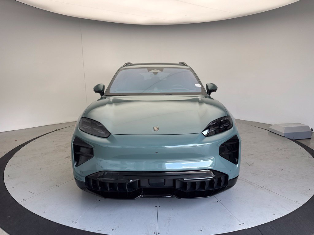 New 2026 Porsche Cayenne Turbo AWD/4WD image 25