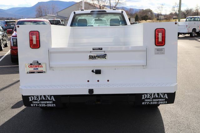 Used 2024 Ford F550 4x4 Regular Cab Super Duty image 4