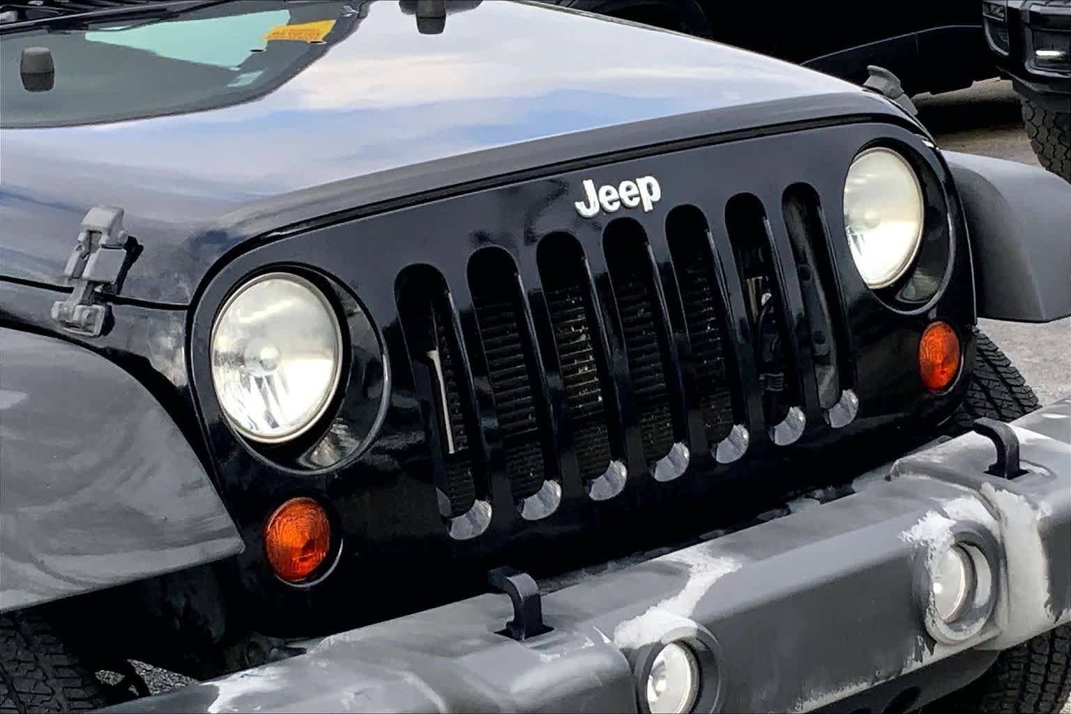 Used 2013 Jeep Wrangler Sport AWD/4WD image 24