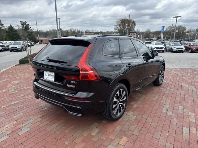 Used 2024 Volvo XC60 B5 Core w/ Protection Package Premier image 35