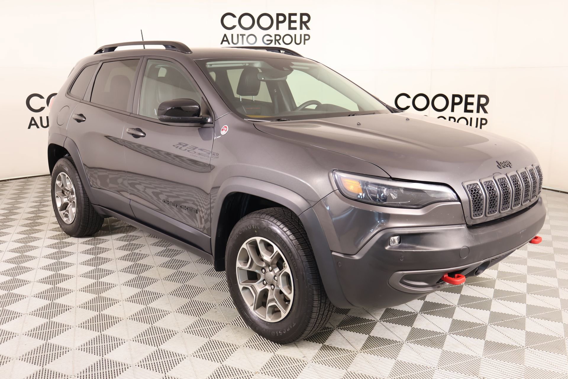 Used 2023 Jeep Cherokee Trailhawk w/ Trailer Tow Group image 1
