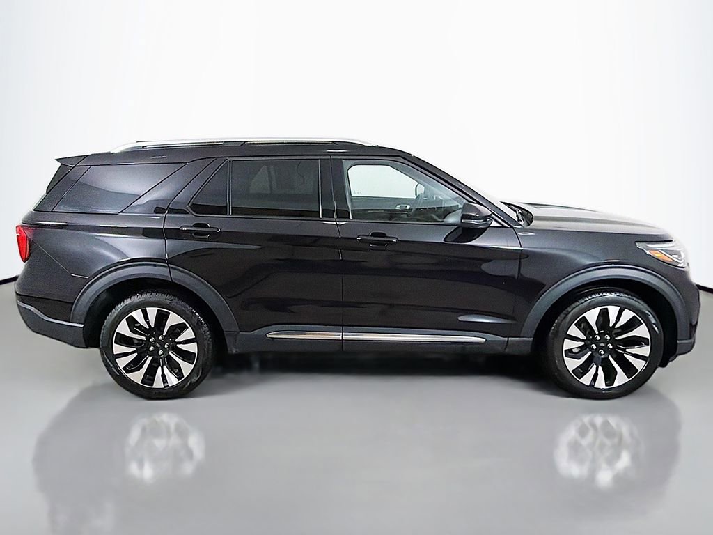 Used 2025 Ford Explorer Platinum w/ LUX Leather Package image 17