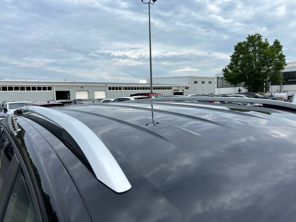 Used 2019 Volkswagen Atlas SE w/ Towing Package AWD/4WD image 6