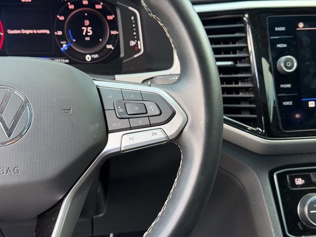 Used 2022 Volkswagen Atlas SE w/ Panoramic Sunroof Package FWD image 12
