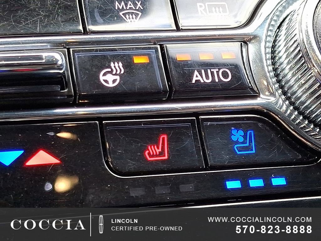 Used 2022 Lincoln Corsair AWD w/ Equipment Group 101A image 24